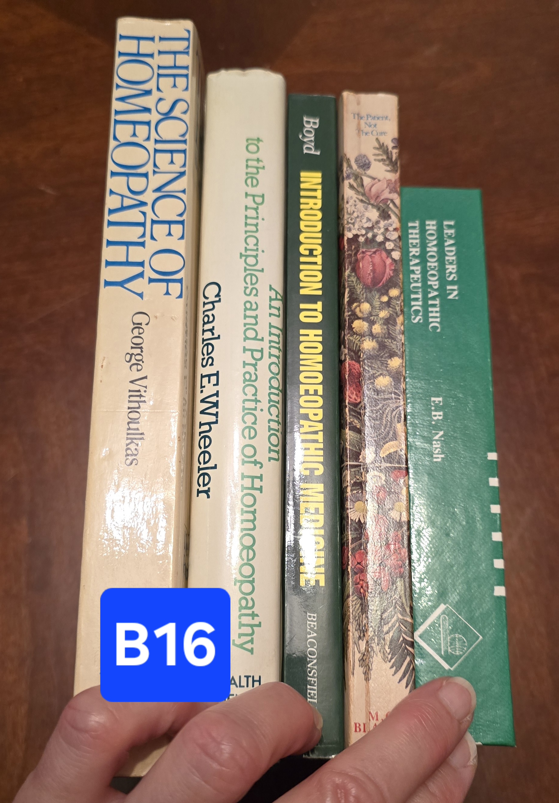 (image for) Used Book Bundle 16 (5 books)