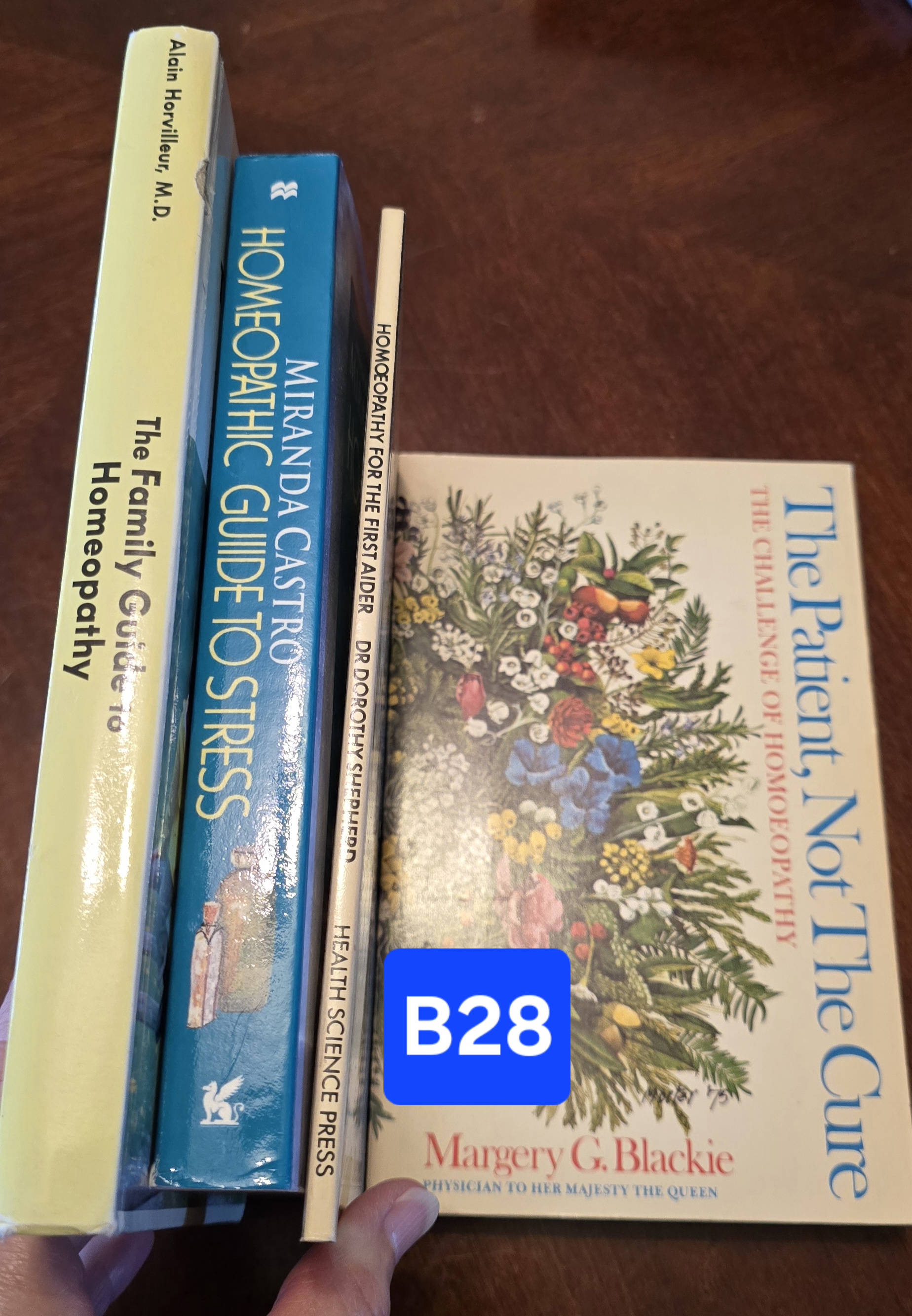 (image for) Used Book Bundle 28 (4 books)